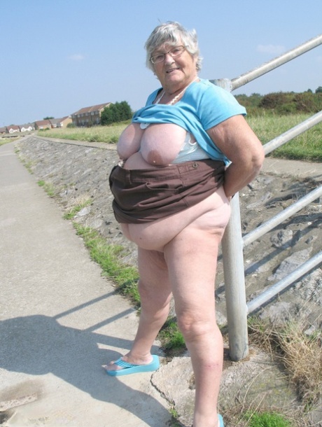 bbw wrestling man xxx image