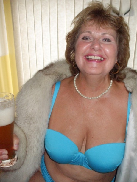 bbw latina grandma beautiful pic