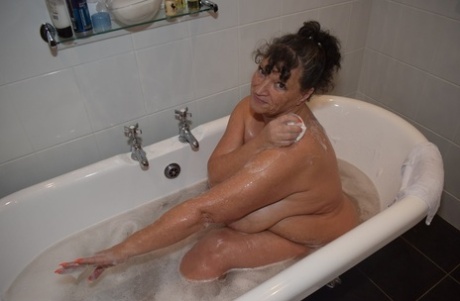 fat black mamas art naked pic